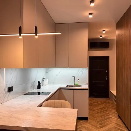студия с видом на море возле клубный дом аполлон 5 мин от жд вокзала Apartment Odesa